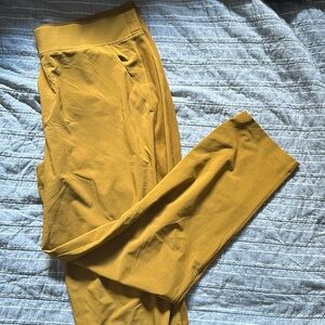 Athleta Brooklyn Ankle Pant. NWOT